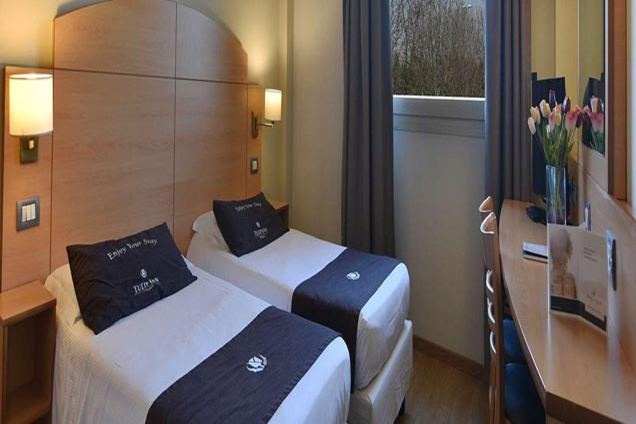 Tulip Inn Turin South Монкальєрі Екстер'єр фото