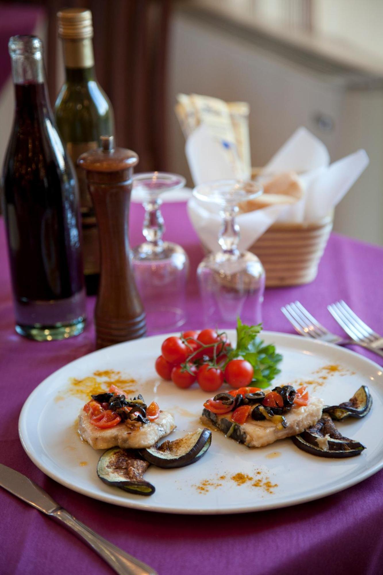 Tulip Inn Turin South Монкальєрі Екстер'єр фото